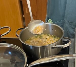 玄米スープ　お野菜も玄米と同じぐらいの大きさになるように粒を揃えるのがミソですよ♪